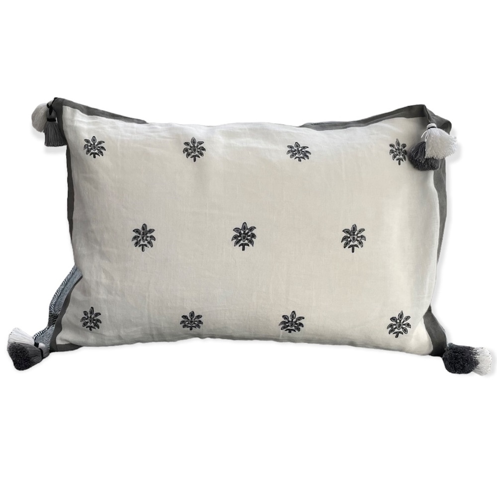 Saltspring Serena & Lily pillow cover, 12"x16"